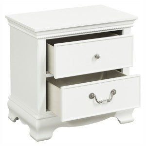 Lucinda 4 Pc White Youth Bedroom Set