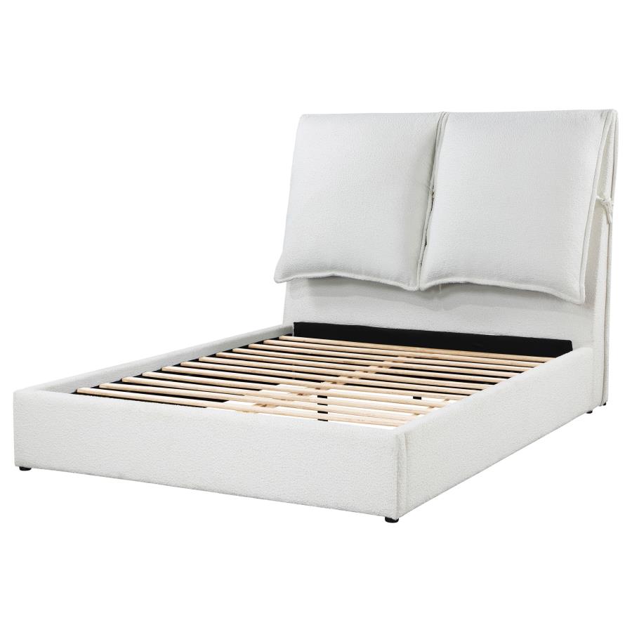 Gwendoline 306040KE King Boucle Bed