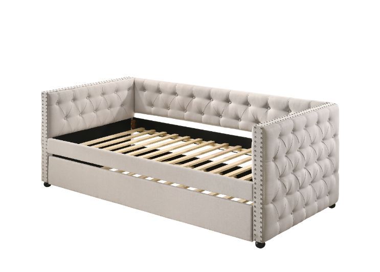 Romona Twin or Full Daybed - 2 Colors