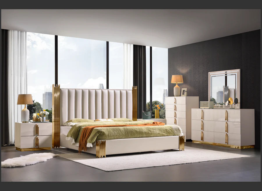 McFerran B2001 4 Pc Bedroom Set - King Bed