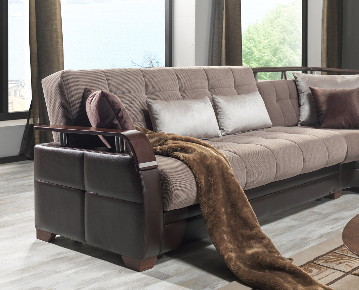 Dogal Contemporary Convertible Sectional - Made in Italy