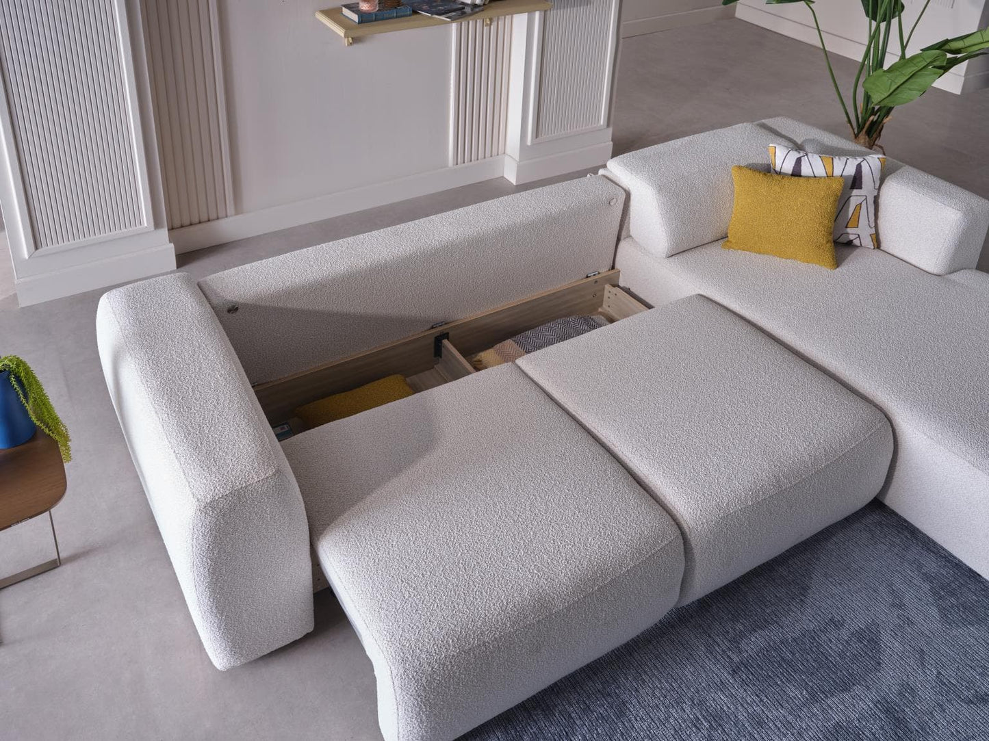 Picasso Convertible Sectional by Bellona