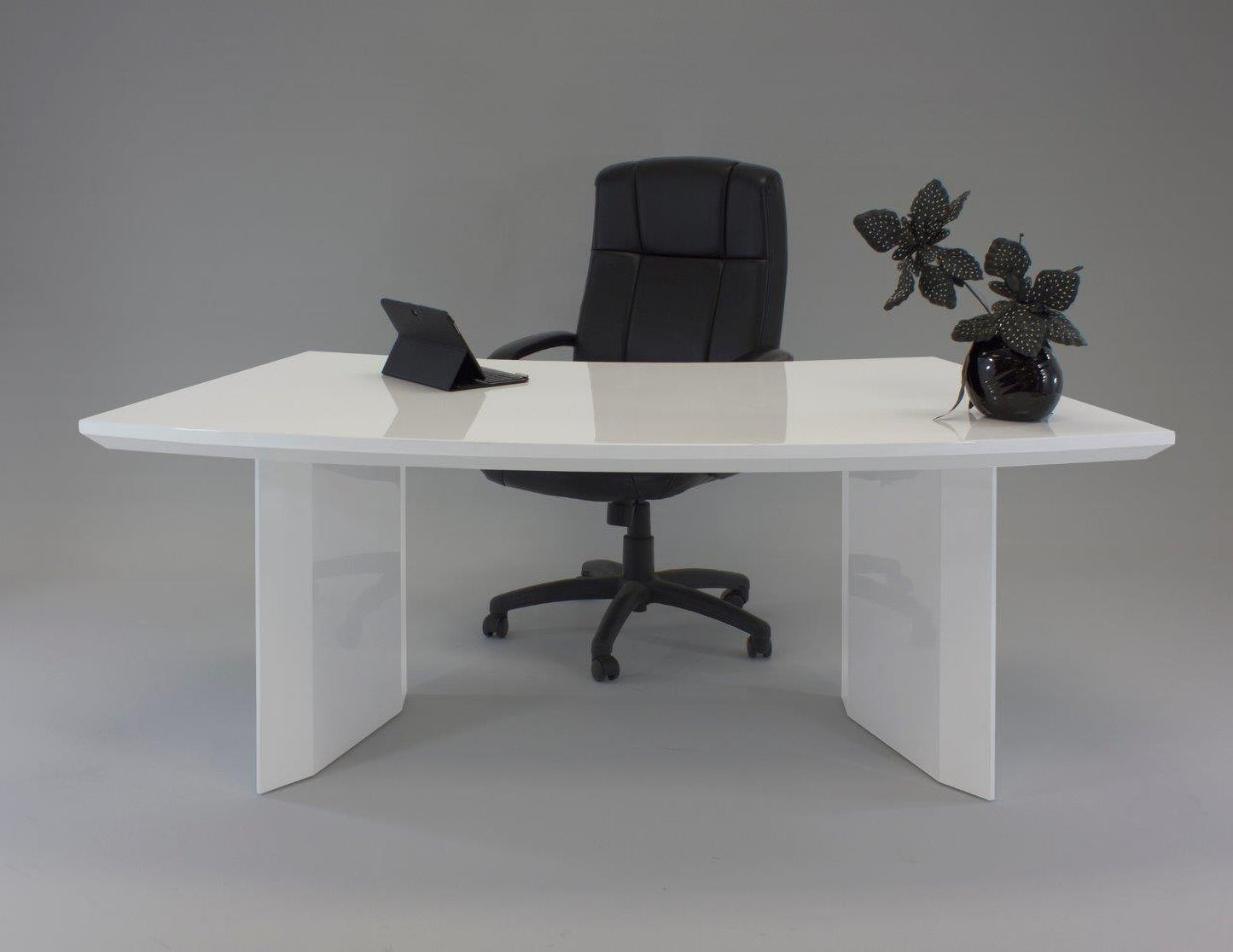 Sharelle Furnishings Bali Curved Desk - White Lacquer