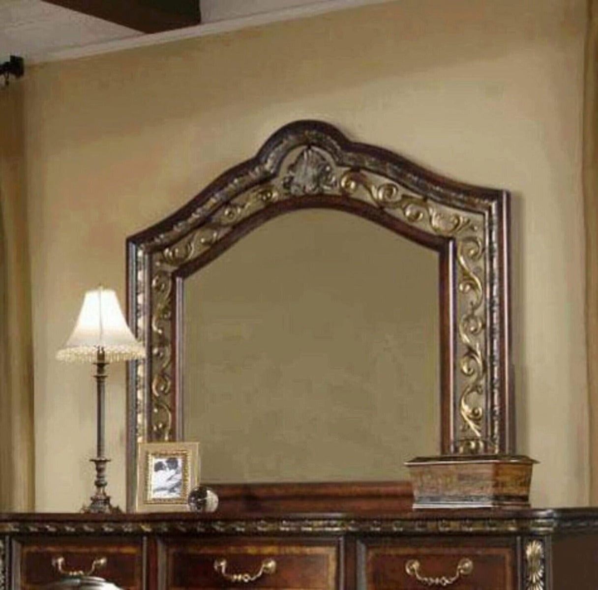 B163 Augustus Mirror