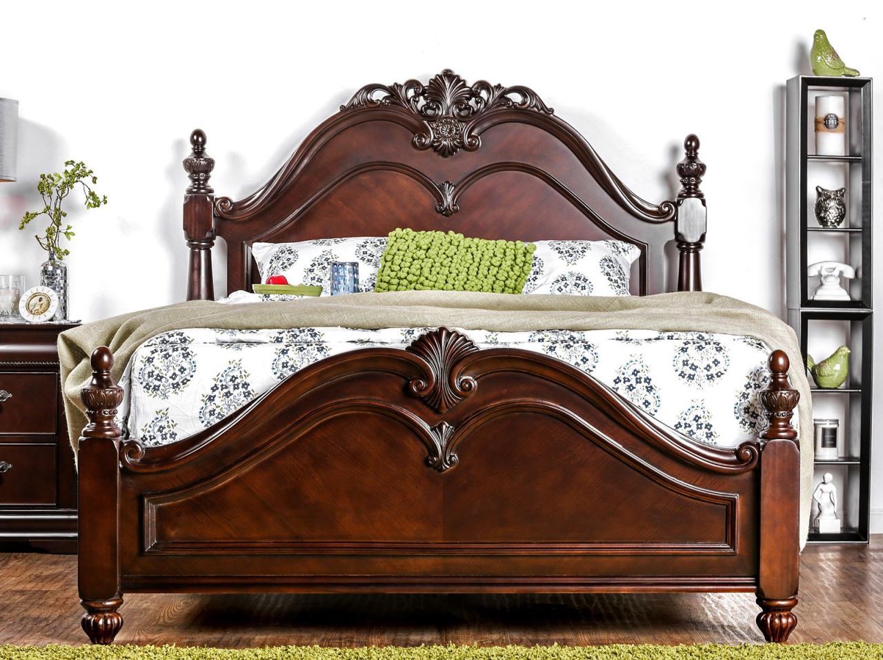 Mandura CM7260 Traditional Bedroom Collection - Cherry Finish