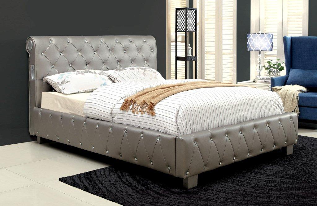 Juilliard Queen Bed CM7056SV-Q