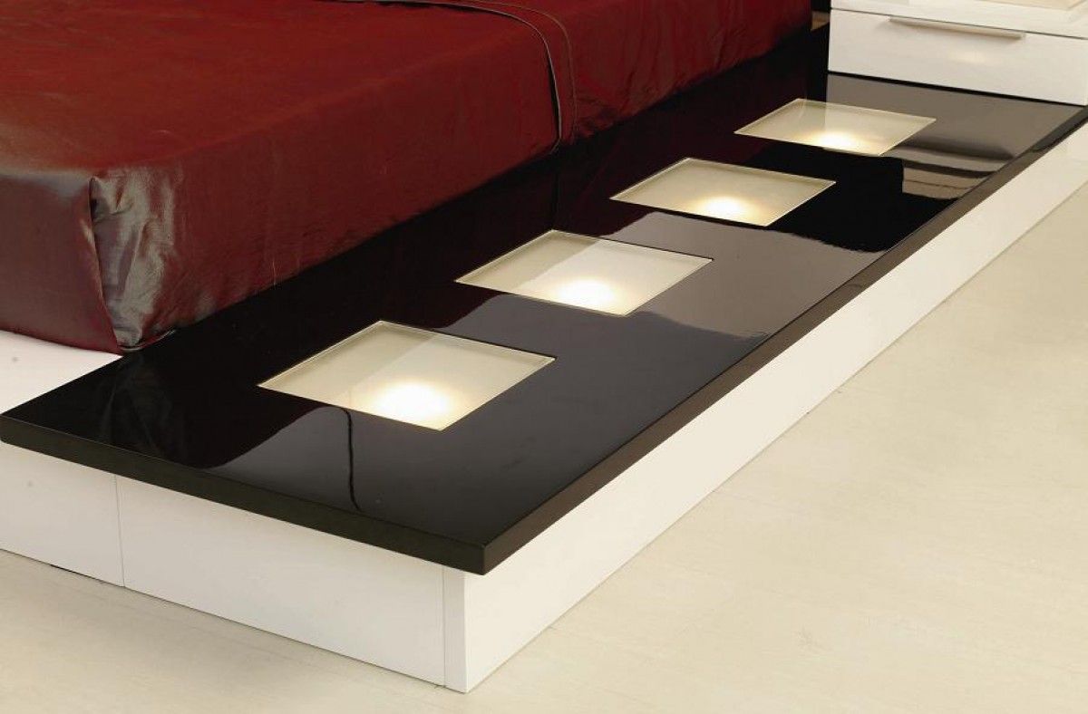 Impera Bedroom Collection by VIG - Contemporary